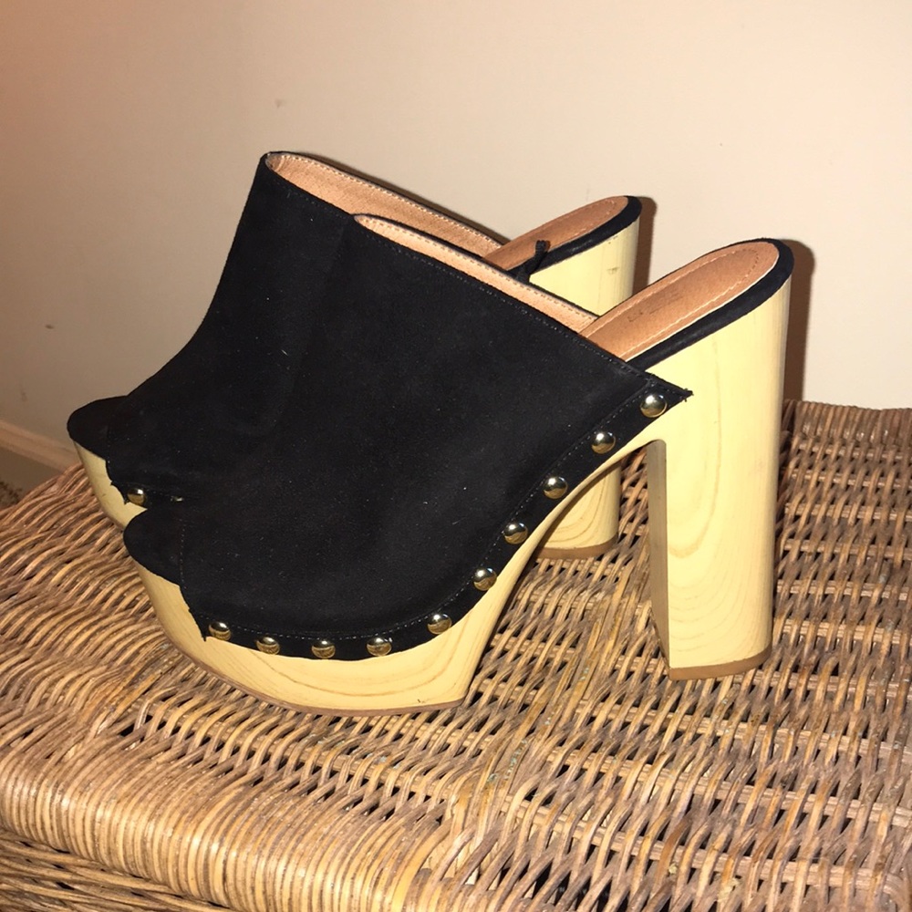 Forever 21 Studded Peeped Toed Shoes